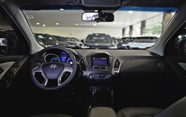 imagem-https://www.socarrao.com.br/sc-vehicle-images-prod/4089218/1792106470527-Bef3NArxTRz8RWgqFhxBlFtKzsRk9uPz.jpg