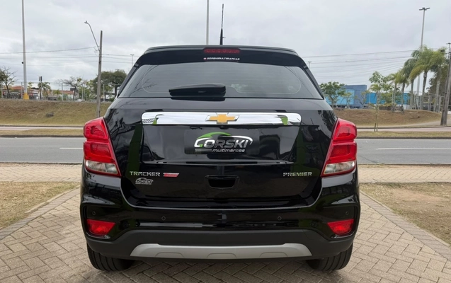 imagem-https://www.socarrao.com.br/sc-vehicle-images-prod/4089219/1790256569243-ZTY4M2ViYjQtZmZiNy00NTFmLTk0ZTktYTI3Njg4NDZmM2YxLmpwZWc.jpeg