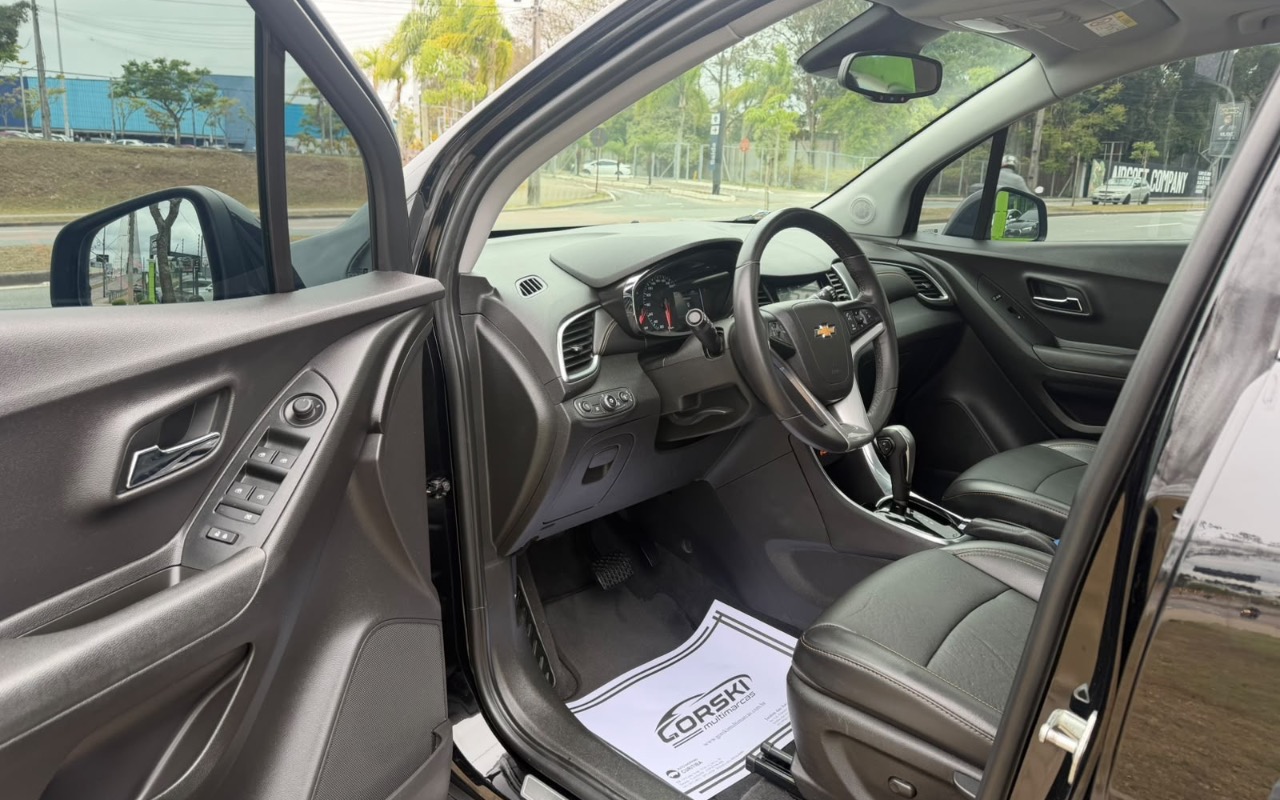imagem-https://www.socarrao.com.br/sc-vehicle-images-prod/4089219/1790256569619-MDQ0ZDE3NjEtNjhlOS00ZTdhLWI3MWQtNTFmMjdlMDlhMTU0LmpwZWc.jpeg