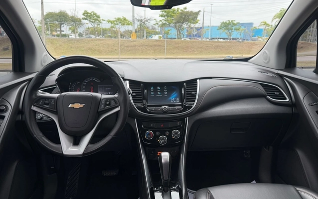 imagem-https://www.socarrao.com.br/sc-vehicle-images-prod/4089219/1790256569675-M2UwZDNmNjAtYjljNi00OWU0LThlMmUtZmMwM2E3MWEzZTFlLmpwZWc.jpeg