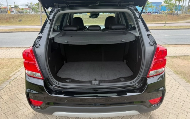 imagem-https://www.socarrao.com.br/sc-vehicle-images-prod/4089219/1790256570054-OGViNTk1Y2ItODExNy00MTEyLThhZDAtMzE1NmMyODcwNDMwLmpwZWc.jpeg