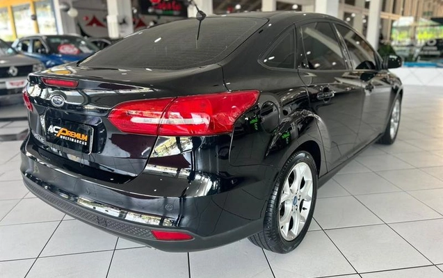 imagem-https://www.socarrao.com.br/sc-vehicle-images-prod/4089355/1790262918165-8493506_4_B_b73ffdf1c3.jpeg