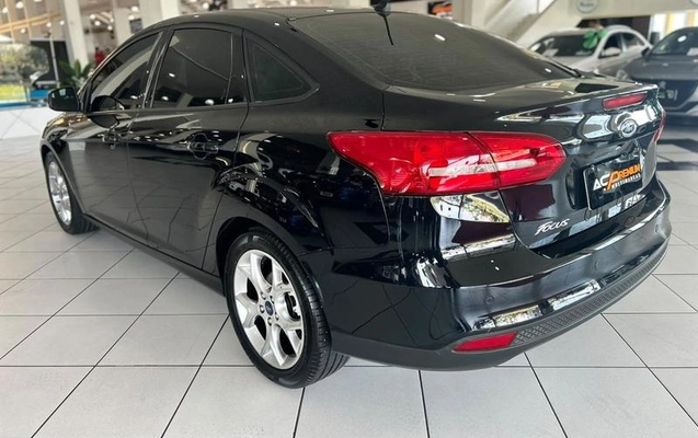 imagem-https://www.socarrao.com.br/sc-vehicle-images-prod/4089355/1790262918171-8493506_6_B_c14608f995.jpeg