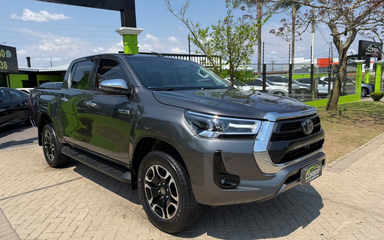 imagem-https://www.socarrao.com.br/sc-vehicle-images-prod/4089378/1790256918657-YTJhMTI3YzEtNDkzNC00ODQyLWE2NmQtYjcxNDQ1ZjE2Y2EzLmpwZWc.jpeg
