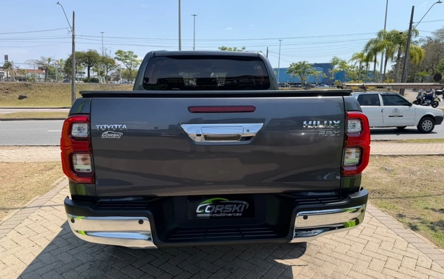 imagem-https://www.socarrao.com.br/sc-vehicle-images-prod/4089378/1790256918928-YTEyODNjYTgtOGY0NC00M2MwLWI4ZTktOWM3NTFmZTgyYjY1LmpwZWc.jpeg