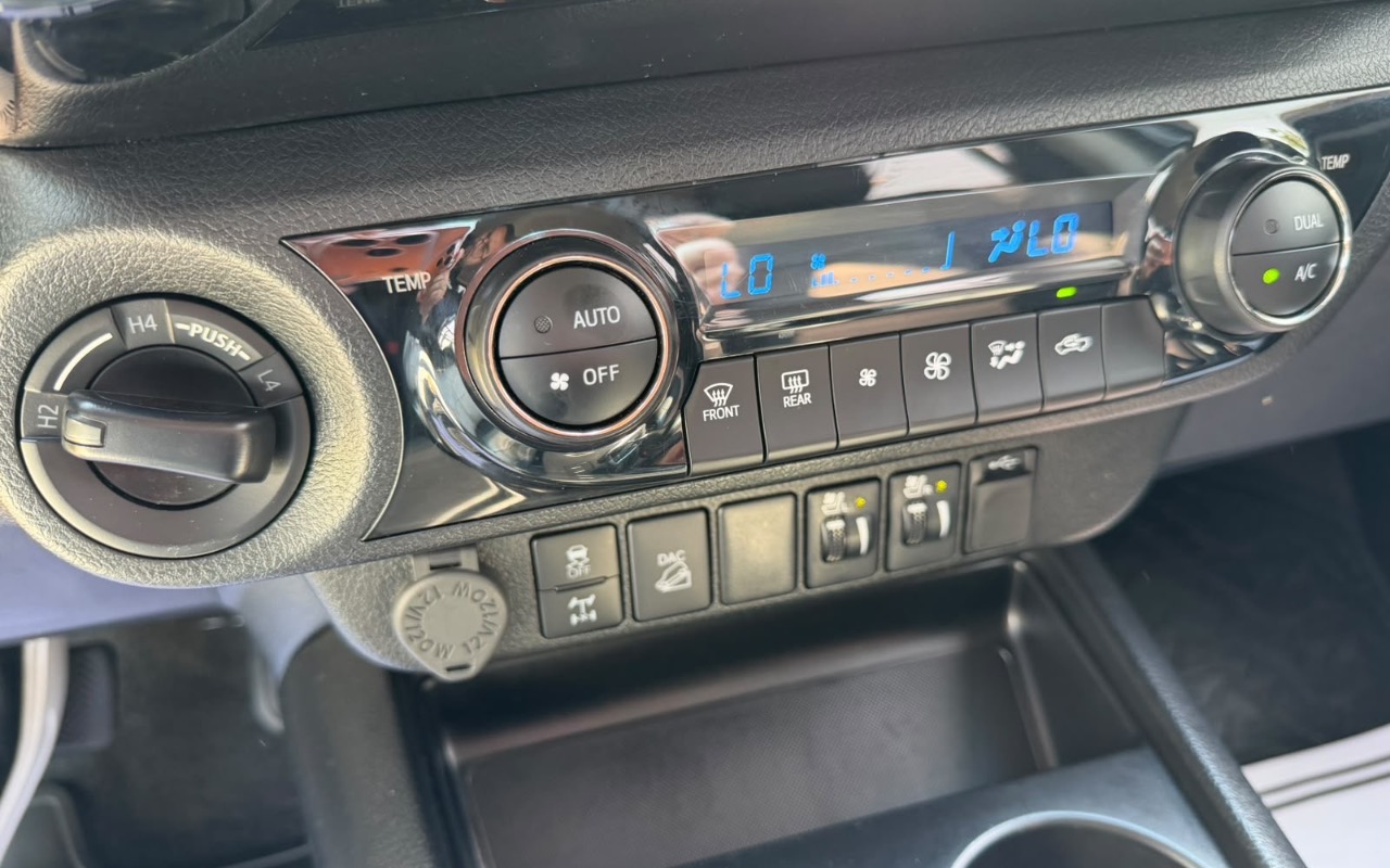 imagem-https://www.socarrao.com.br/sc-vehicle-images-prod/4089378/1790256919800-NGIxNGEzZjgtNGEzNi00NzA1LTk0OWQtZTA0ODQ1NDZmODdjLmpwZWc.jpeg