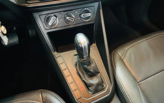 imagem-https://www.socarrao.com.br/sc-vehicle-images-prod/4089484/1791410058566-8502701_18_B_2da68a1a44.jpeg
