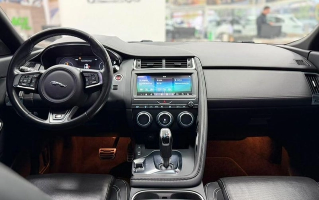 imagem-https://www.socarrao.com.br/sc-vehicle-images-prod/4089570/1790257315667-8481574_4_B_a49636a307.jpeg