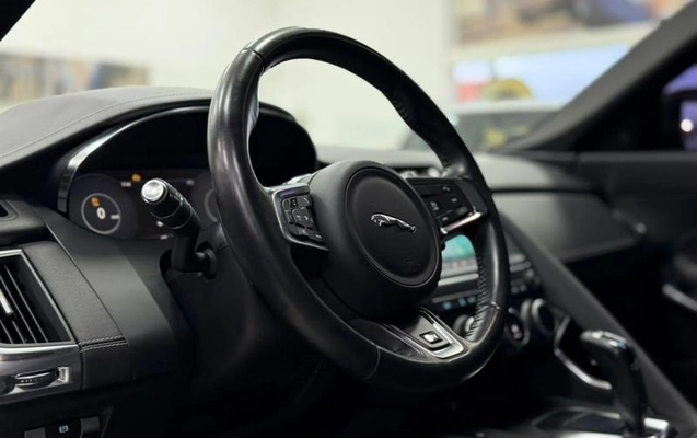 imagem-https://www.socarrao.com.br/sc-vehicle-images-prod/4089570/1790257315667-8481574_7_B_2e48afd6f5.jpeg