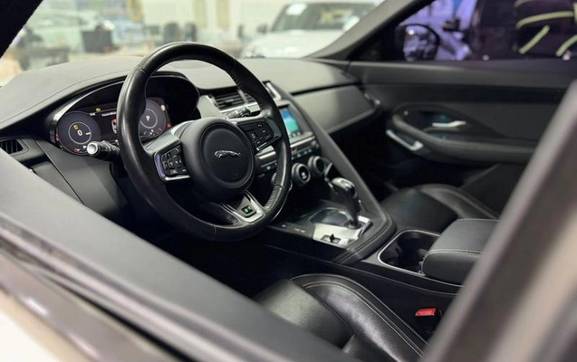 imagem-https://www.socarrao.com.br/sc-vehicle-images-prod/4089570/1790257315668-8481574_9_B_dd7402df41.jpeg