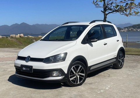 Volkswagen Fox 2018 Branco — foto 1 de 3