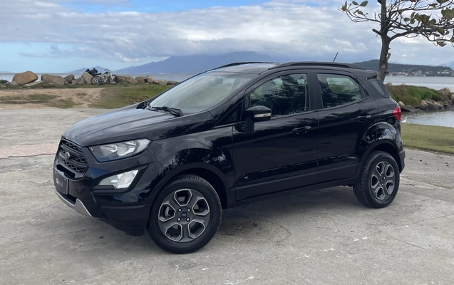 imagem-https://www.socarrao.com.br/sc-vehicle-images-prod/4089628/1790257465355-P2Z5cMFgKMzaNeqnSn1W3XivKiz0Et8x.jpg