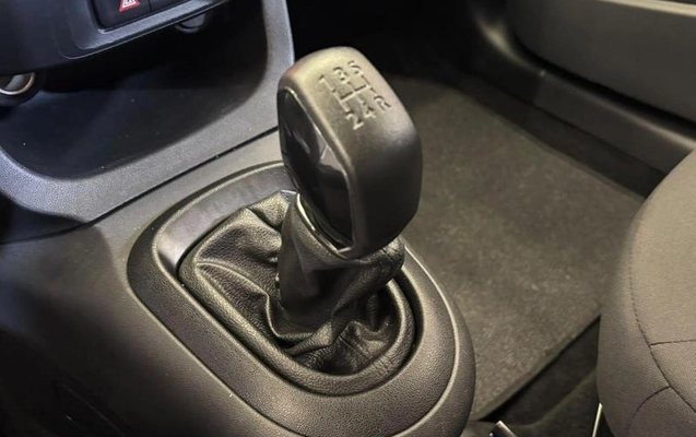 imagem-https://www.socarrao.com.br/sc-vehicle-images-prod/4089685/1792097196740-8508664_9_B_a9dce4448f.jpeg