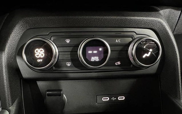 imagem-https://www.socarrao.com.br/sc-vehicle-images-prod/4089765/1790266019284-8505032_16_B_c0a07312db.jpeg