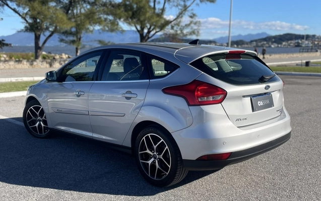 imagem-https://www.socarrao.com.br/sc-vehicle-images-prod/4089803/1790257852605-qYSFatnQYMIkjvOcOyicsNWHnWkL3ZOF.jpg