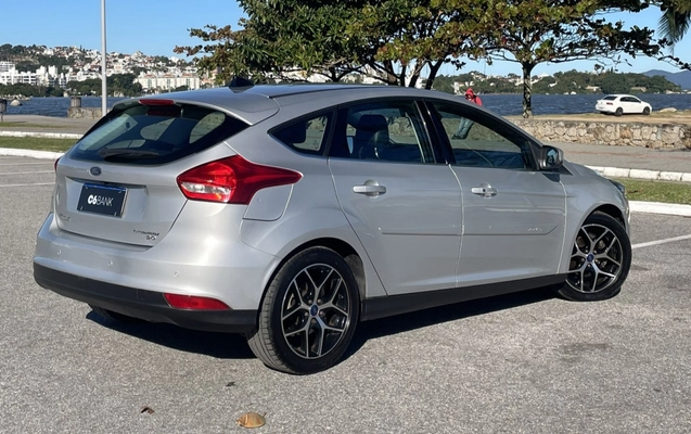 imagem-https://www.socarrao.com.br/sc-vehicle-images-prod/4089803/1790257852606-ktf1gUmxP0hCOOiEA5mijBJBj2BPNxKd.jpg