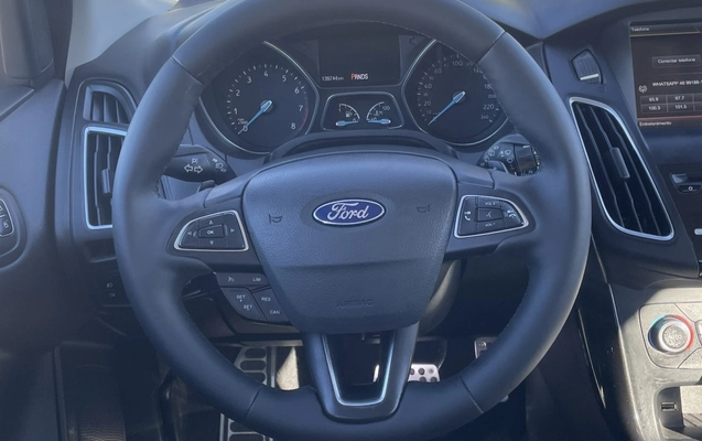 imagem-https://www.socarrao.com.br/sc-vehicle-images-prod/4089803/1790257852609-zXIqx2UjAJsUHxIoiQHYFTeaLNXoyN21.jpg