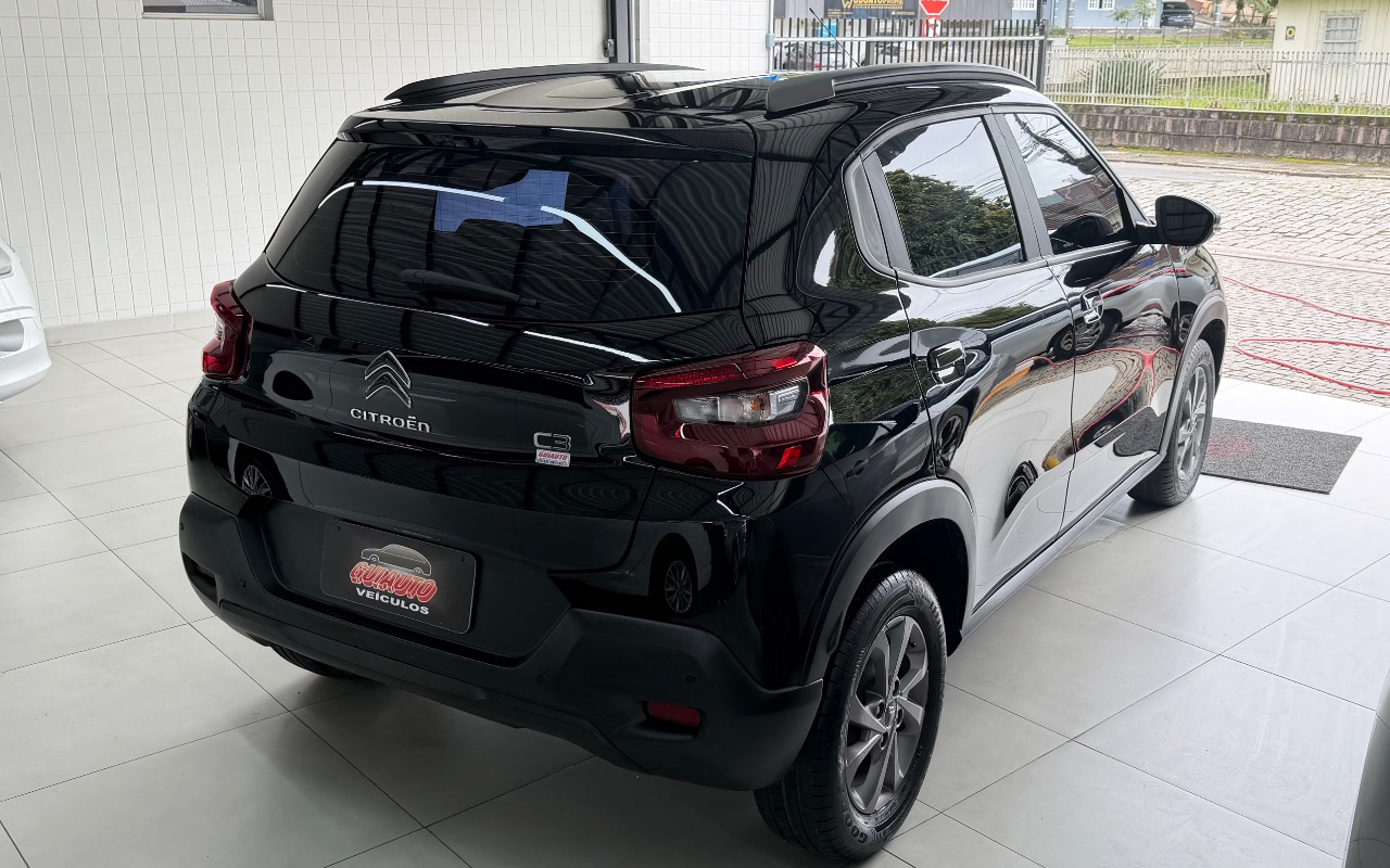 imagem-https://www.socarrao.com.br/sc-vehicle-images-prod/4089835/1790257898873-SU1HXzUwMzcuanBlZw.jpeg