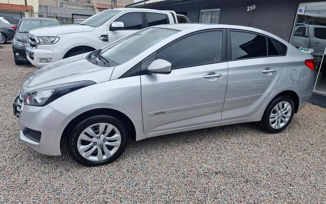 imagem-https://www.socarrao.com.br/sc-vehicle-images-prod/4089899/1790258020647-8508391_1_B_babad3aed8.jpeg