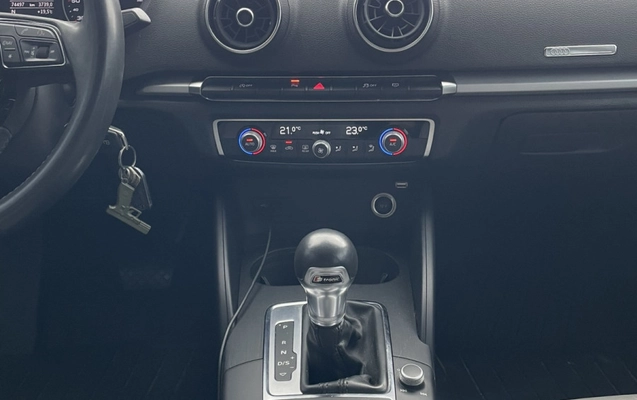 imagem-https://www.socarrao.com.br/sc-vehicle-images-prod/4089902/1790258047471-O5ycLtOpk78VRg9QtbRrqb4KQzw9xWqi.jpg