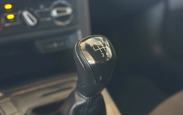 imagem-https://www.socarrao.com.br/sc-vehicle-images-prod/4089905/1790258082769-198cfd65-176e-4687-91de-7b3ce3f0ae81.jpg