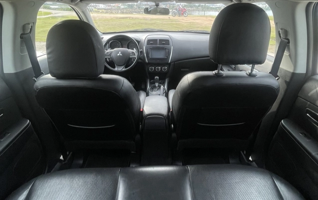 imagem-https://www.socarrao.com.br/sc-vehicle-images-prod/4089907/1790258102795-3uo3Ov8U9fr6gYoeqwADXiMAxCs4CJIW.jpg