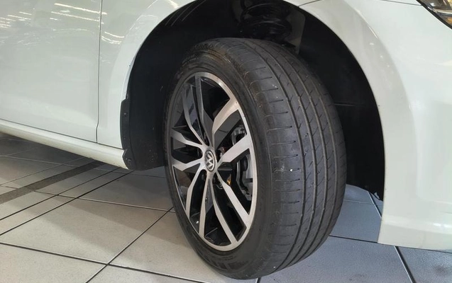 imagem-https://www.socarrao.com.br/sc-vehicle-images-prod/4089934/1790361245627-8475873_1_B_0e69c8a542.jpeg