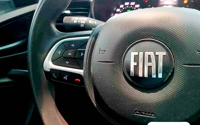 imagem-https://www.socarrao.com.br/sc-vehicle-images-prod/4090159/1790621979591-d78bcecd-276f-43a7-b58c-e072e9a7343e.jpg