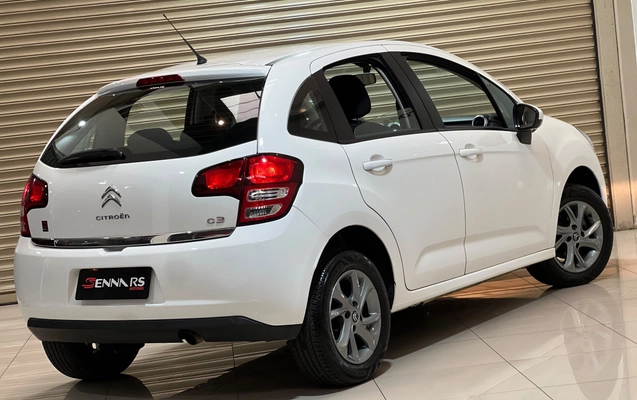 imagem-https://www.socarrao.com.br/sc-vehicle-images-prod/4090193/1790258597993-T1tljNNrlwXaoodBDnFw5tCewoURCJ0j.jpg