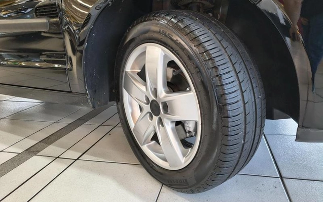 imagem-https://www.socarrao.com.br/sc-vehicle-images-prod/4090211/1790351065507-8467938_1_B_0cf1a72ee2.jpeg
