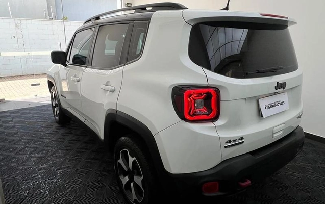 imagem-https://www.socarrao.com.br/sc-vehicle-images-prod/4090269/1790258843840-8467524_12_B_5c94613e7e.jpeg