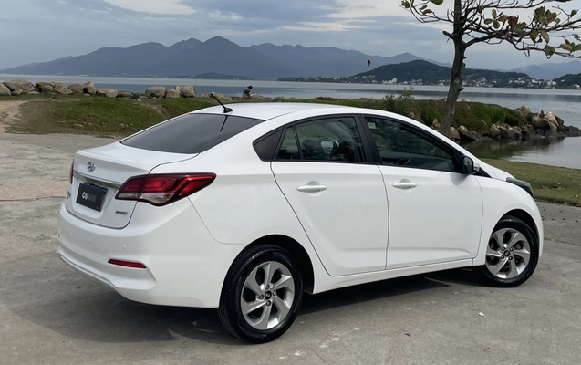 imagem-https://www.socarrao.com.br/sc-vehicle-images-prod/4090511/1790259234476-3lX3M4uiizNEQsWGopXOJTMDPPHtuaQj.jpg