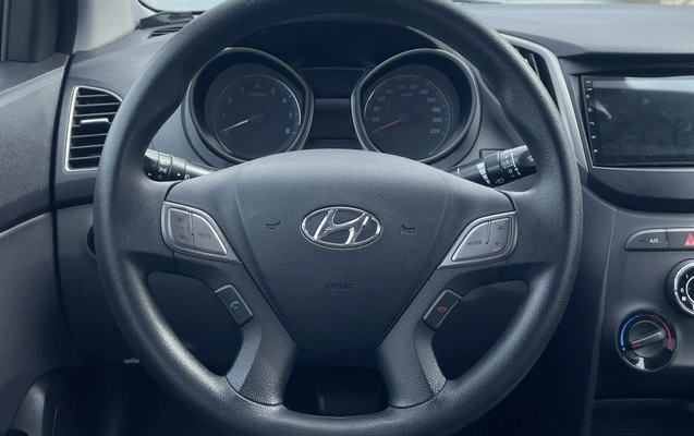 imagem-https://www.socarrao.com.br/sc-vehicle-images-prod/4090511/1790259234485-NKadx3wrnSTmQqfDBJoV5faxrahcoikJ.jpg