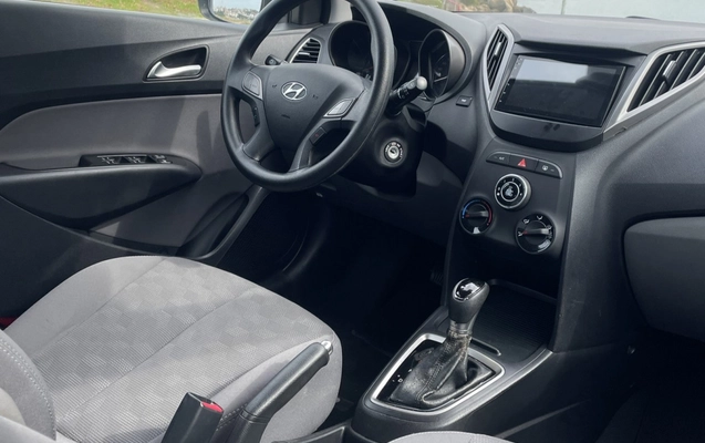 imagem-https://www.socarrao.com.br/sc-vehicle-images-prod/4090511/1790259234488-h7H8ZBsFpF2fYtyPXRWwN97wf5nKeYO6.jpg