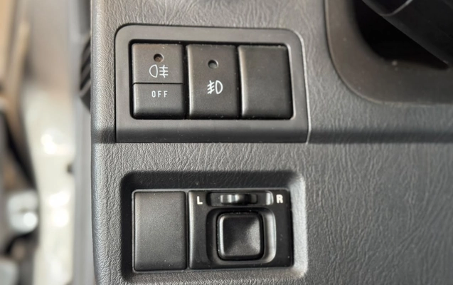 imagem-https://www.socarrao.com.br/sc-vehicle-images-prod/4090566/1790259447455-159571d0-41f2-4228-8557-fa5b9719e0a6.jpg