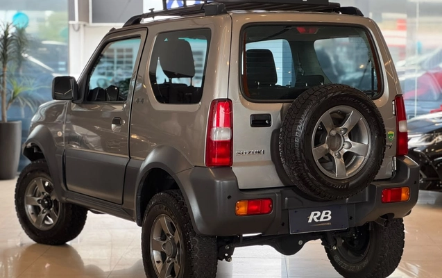 imagem-https://www.socarrao.com.br/sc-vehicle-images-prod/4090566/1790259447461-9a55f53a-fa22-471d-808b-ca21adc98c1d.jpg