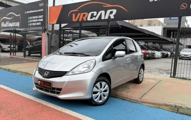 imagem-https://www.socarrao.com.br/sc-vehicle-images-prod/4090605/1790259492247-KyIKnD1Lhi362KMrGXb7MemQDHwott68.jpg