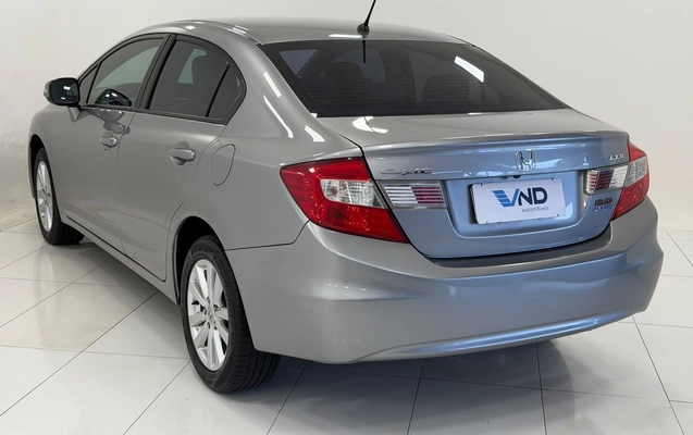 imagem-https://www.socarrao.com.br/sc-vehicle-images-prod/4090615/1790259598342-12d26f6c243243bdaeeeda53bcd6b35e_1790185610824.jpg