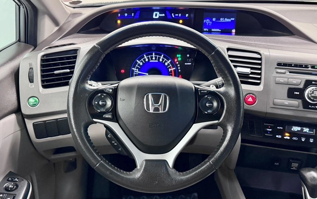 imagem-https://www.socarrao.com.br/sc-vehicle-images-prod/4090615/1790259598352-739c0e17a20244059ed9b3501a73f222_1790185610924.jpg