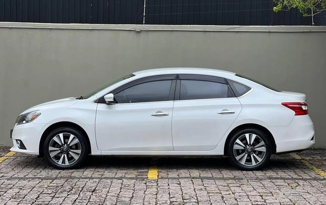 imagem-https://www.socarrao.com.br/sc-vehicle-images-prod/4090642/1790259751503-8507601_1_B_fcfccd2113.jpeg