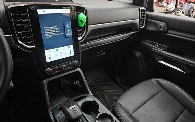 imagem-https://www.socarrao.com.br/sc-vehicle-images-prod/4090749/1790259883371-8505890_13_B_bcf4df5850.jpeg