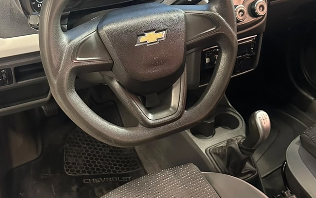 imagem-https://www.socarrao.com.br/sc-vehicle-images-prod/4090826/1790259986458-OTljZDEzOGEtMzAzYi00OGQ5LTgzMTItYjUzNTRmZGRlZTViLmpwZw.jpg