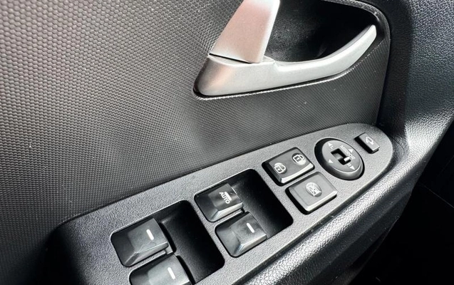 imagem-https://www.socarrao.com.br/sc-vehicle-images-prod/4090845/1790260013541-8497713_19_B_3f11b7331a.jpeg