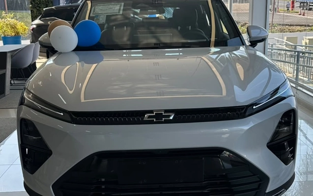 imagem-https://www.socarrao.com.br/sc-vehicle-images-prod/4090910/1790260255068-YWExZDQyNzktZGQ2ZC00ODI1LTkyMGItNTRkYjc5YzVlMTE2LmpwZw.jpg