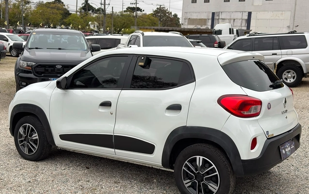 imagem-https://www.socarrao.com.br/sc-vehicle-images-prod/4090952/1790260364988-e1650d58-59ce-4c2b-874c-1a90eeeb4257.jpg