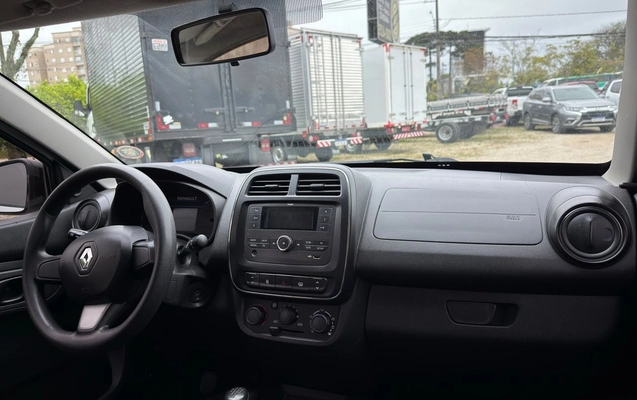 imagem-https://www.socarrao.com.br/sc-vehicle-images-prod/4090952/1790260364997-d8b3735f-8bd0-4494-99fc-e9a51d7a1cf6.jpg