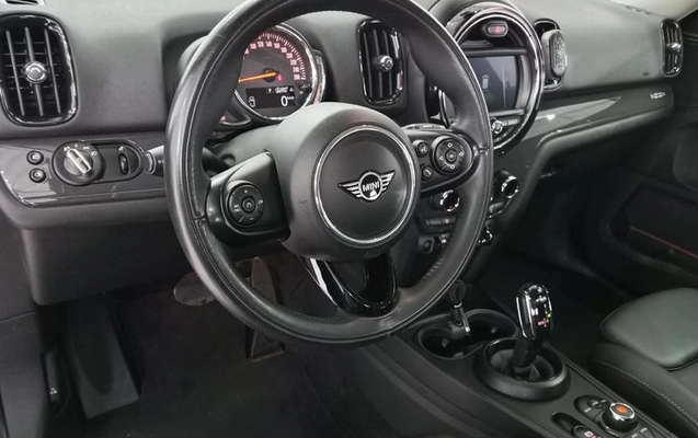 imagem-https://www.socarrao.com.br/sc-vehicle-images-prod/4091020/1790260725642-8506624_9_B_236c41fd04.jpeg
