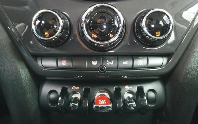 imagem-https://www.socarrao.com.br/sc-vehicle-images-prod/4091020/1790260725650-8506624_2_B_a2f02151f2.jpeg