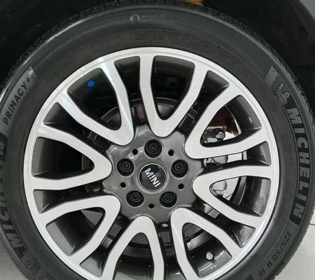 imagem-https://www.socarrao.com.br/sc-vehicle-images-prod/4091020/1790260725654-8506624_6_B_16abb25e7a.jpeg