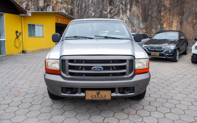 imagem-https://www.socarrao.com.br/sc-vehicle-images-prod/4091114/1792519436171-21037913df2641e695c4284ae5eec413_1791308537412.jpg
